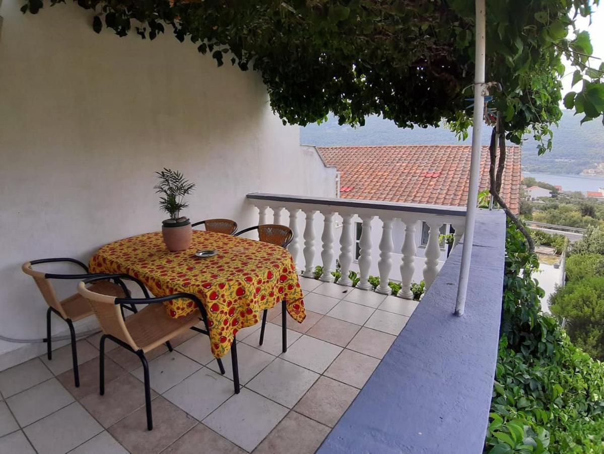 Apartment Marica Grebastica Exterior photo